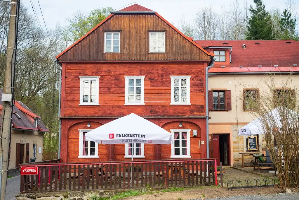 The Kyjov Terrace Inn ristorante a Krásná Lípa