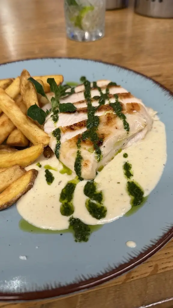 Lucia Mižičová_Pizzeria Rosa_Soběslav_recensione