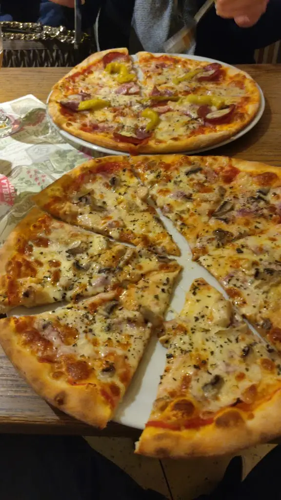 Steven_Pizzeria Rosa_Soběslav_recensione