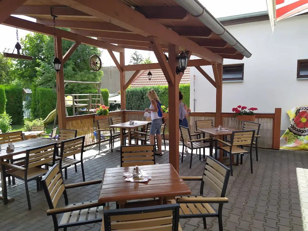 Pizzeria Rosa_Soběslav_slider_image_1