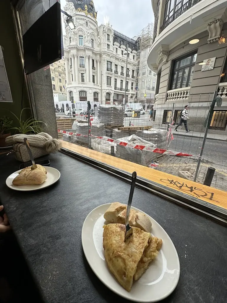 Bora Sayılgan_Josemi. Food&Beer_Okres Most_review