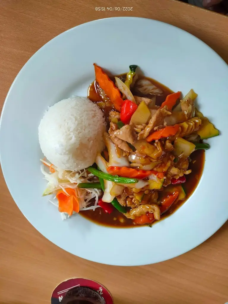 Restaurace Sen Viet_Jirkov_slider_image_3