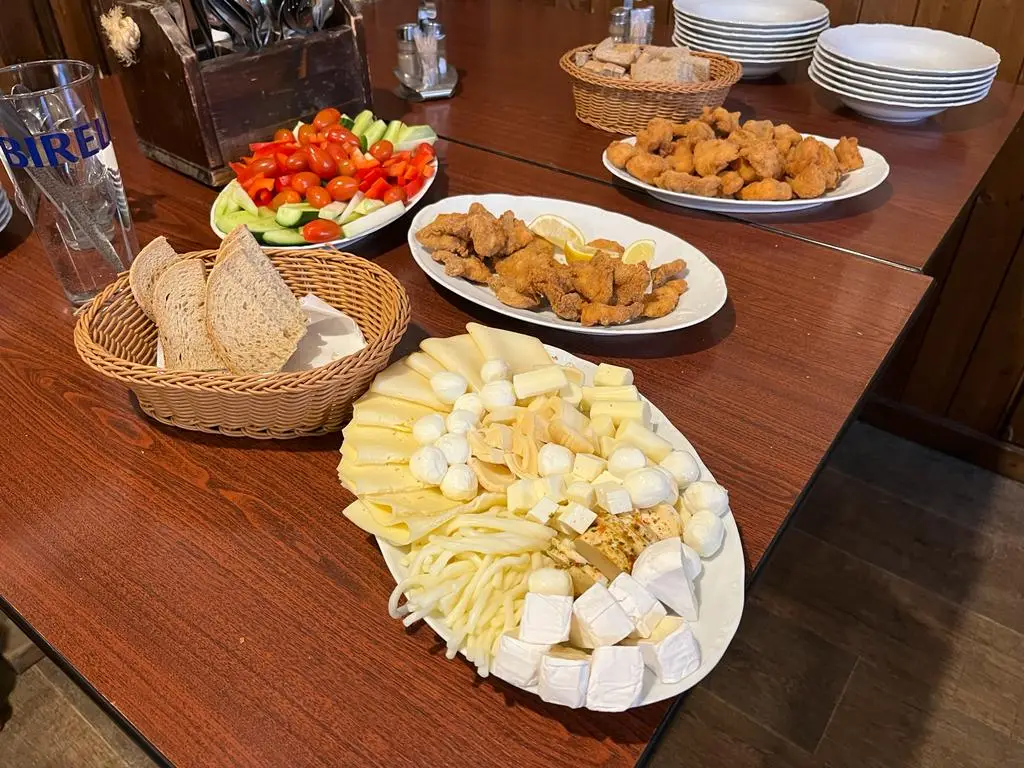 Jaroslava Honigova_Hospoda pod kaštany_Jirkov_review