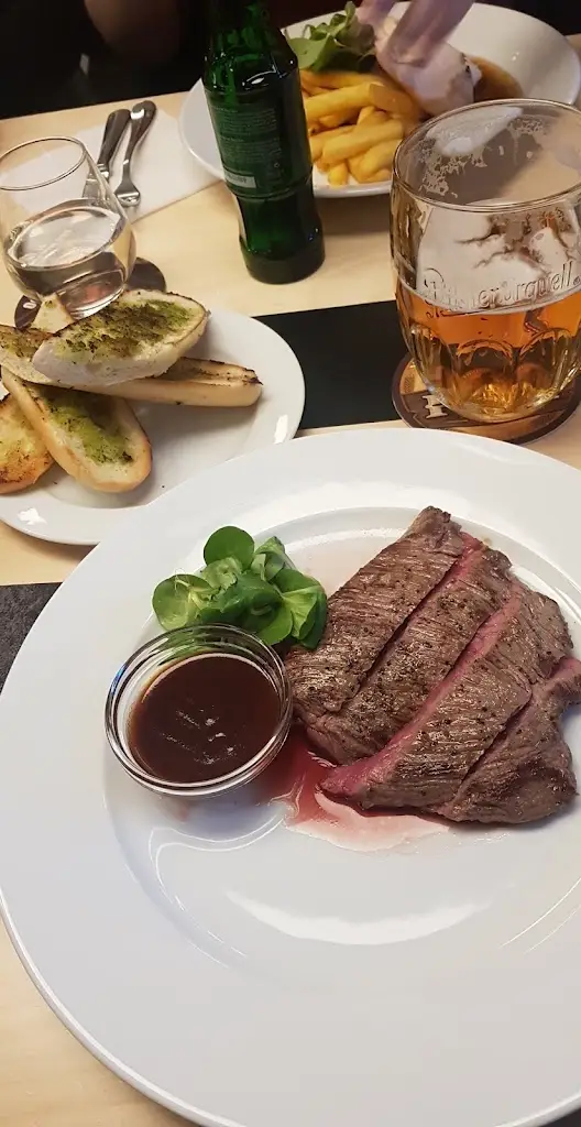 Daniel Reichhart_Restaurace Dobrá společnost_Měcholupy_review