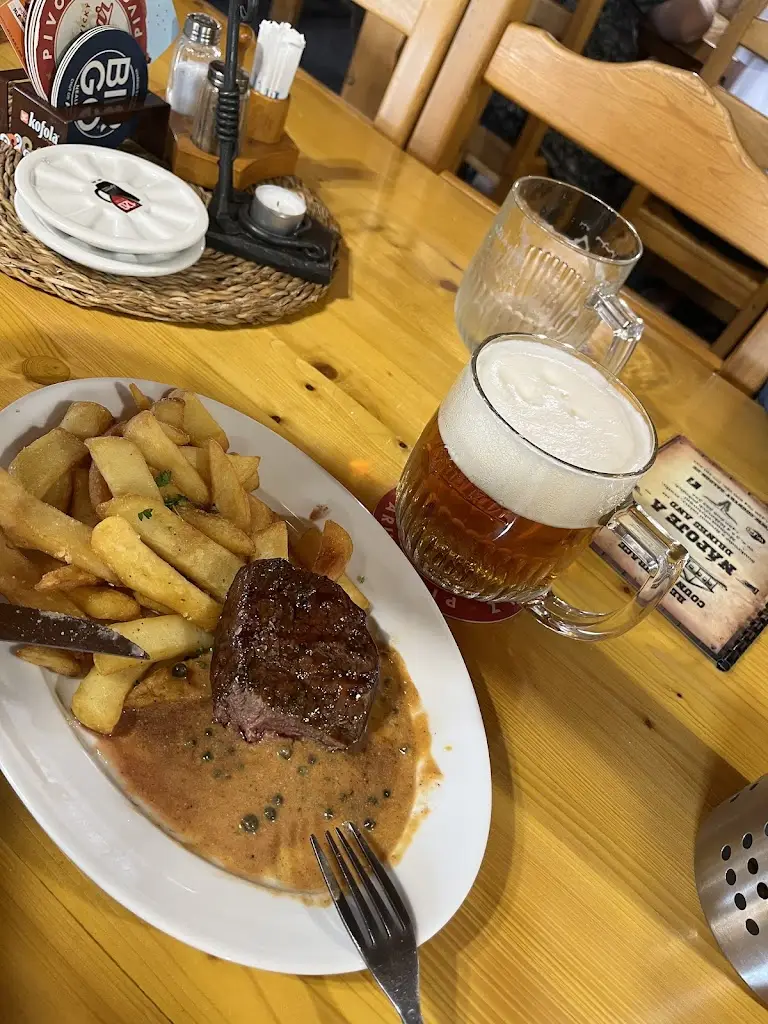 Mikhail Zavgorodny_Country Saloon Řípec_Soběslav_review