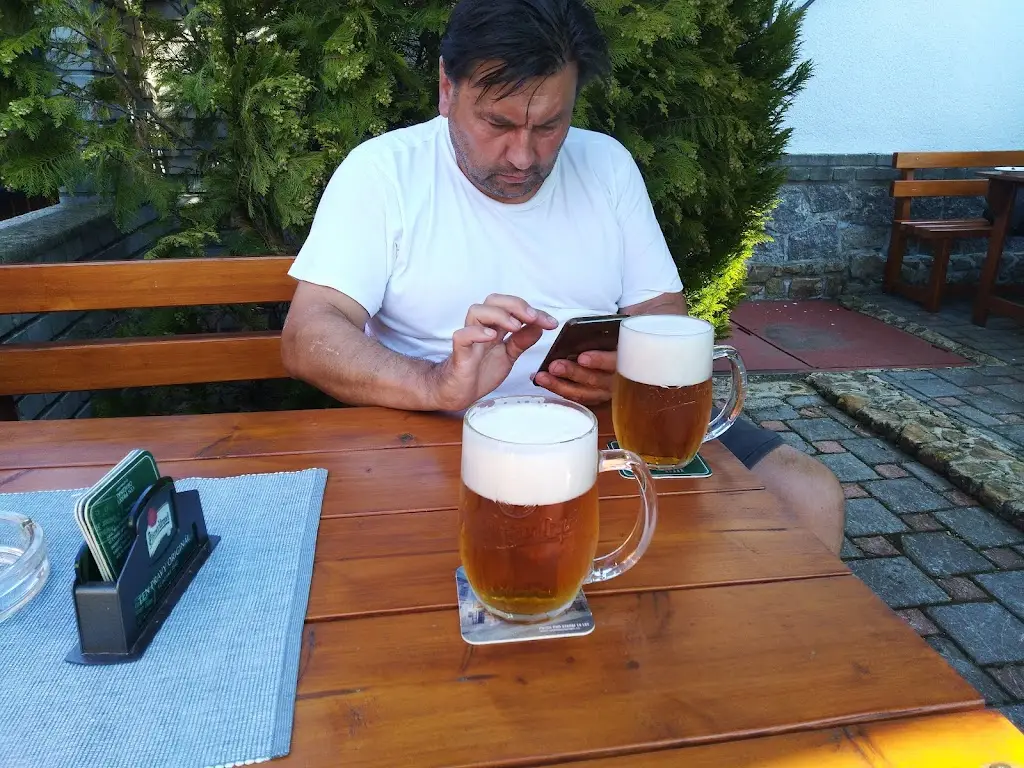 Vit Uhlir_Hospůdka U Čouků_Měcholupy_review