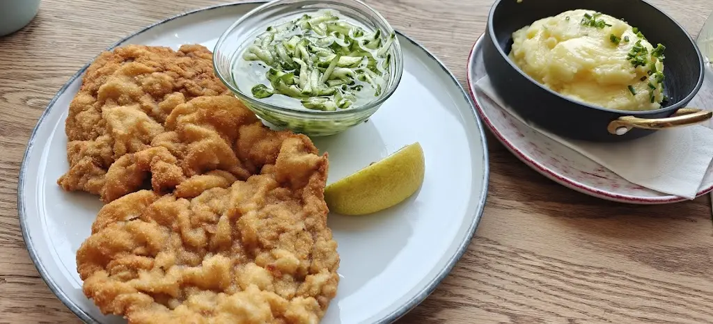 Jan Nitra_BISTRO GREEN I food & market_Měcholupy_review