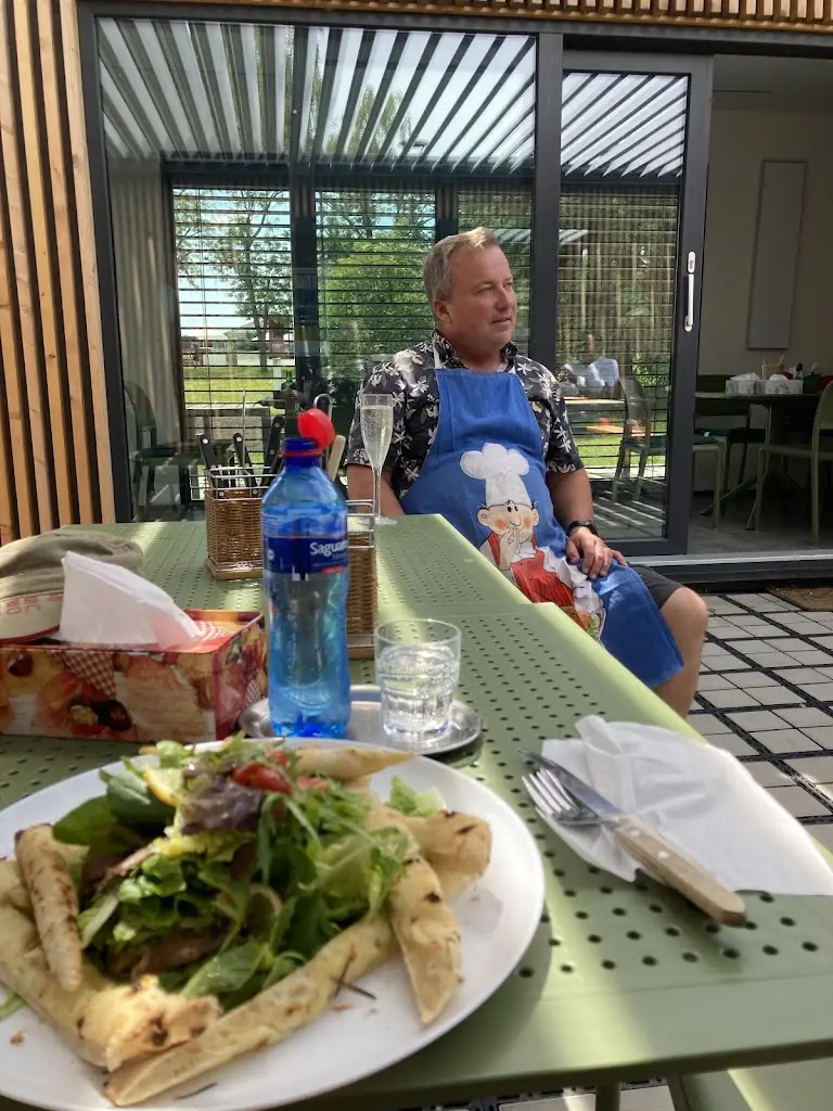 Maurice de Martin_Pizza Napoletana Sedmý schod_Okres Louny_review