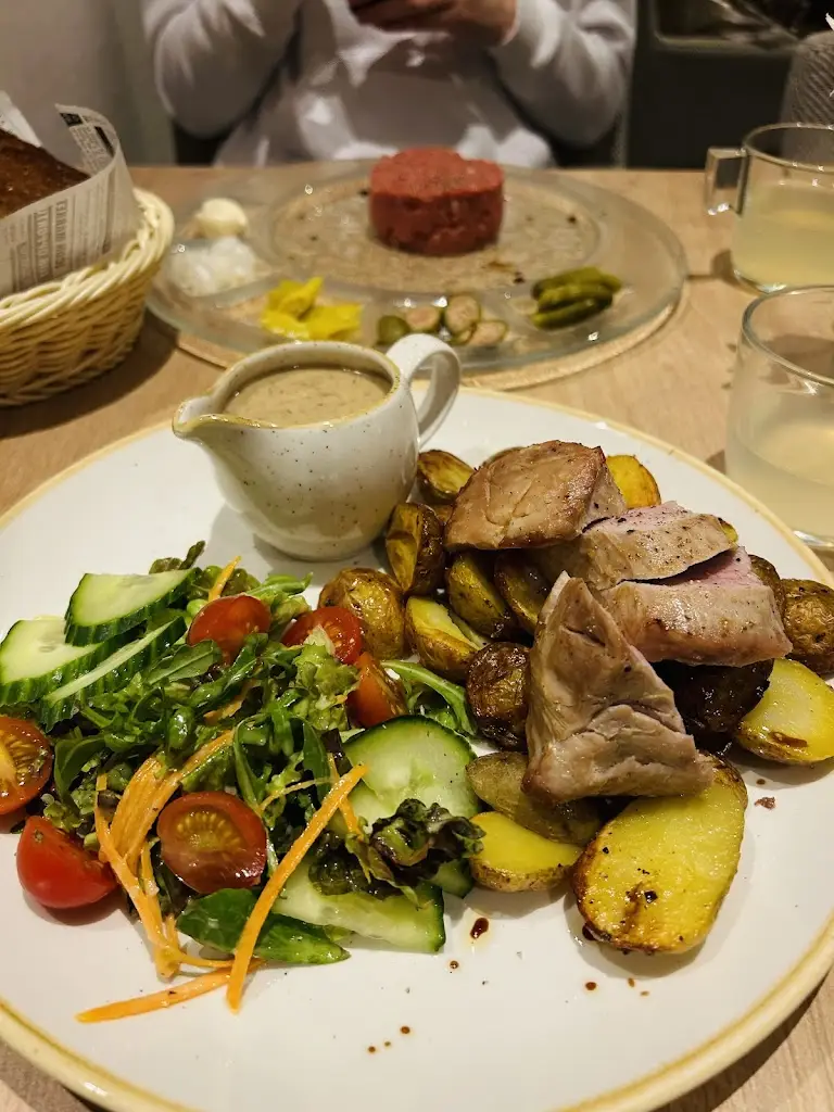 Мирон Маркевич_Restaurace a kavárna Café Della Porta_Libochovice_review