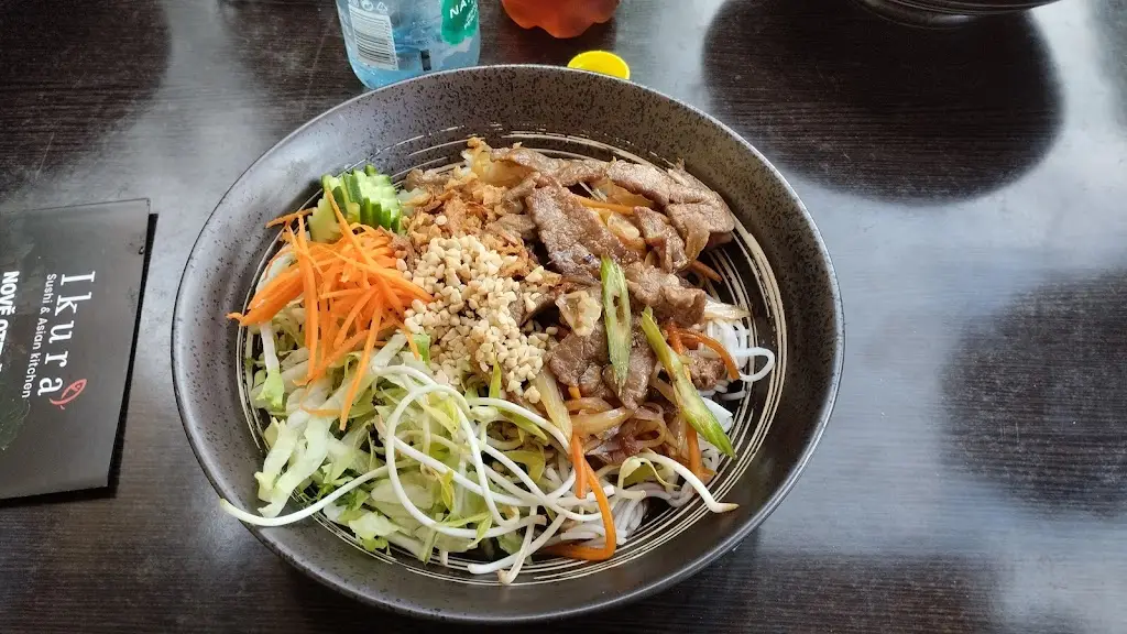 Iva Trávníčková_Ikura Bistro_Libochovice_recensione