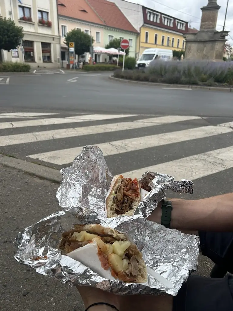 Iva Trávníčková_Djerba kebab / Pizza Libochovice_Libochovice_review