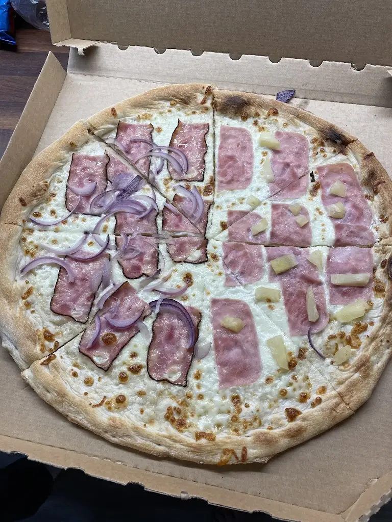 Pizza House_Libochovice_slider_image_2