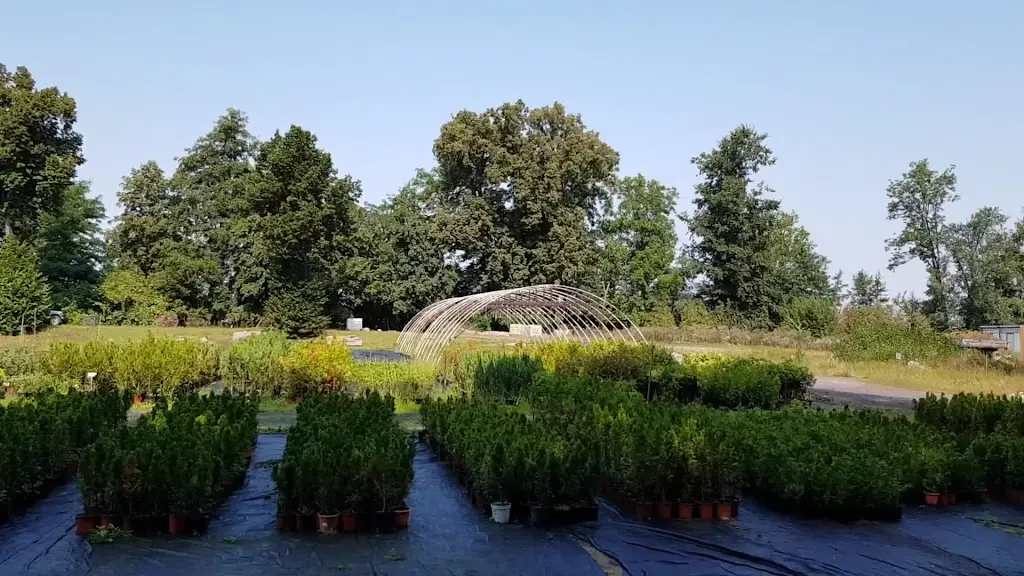 Zahradnictví, okrasná školka a realizace zahrad Lesunion a.s._Libochovice_slider_image_2