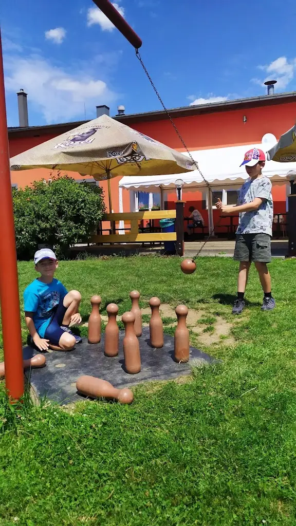 Pavel Kopecký_Restaurace U Becků_Řehlovice_recensione