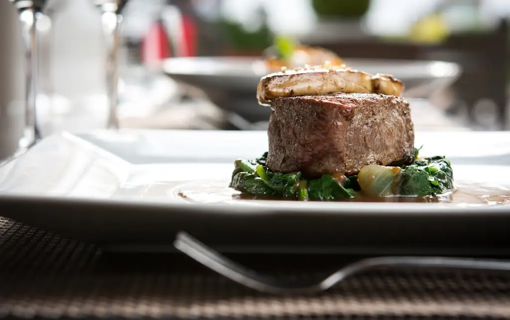 Volcano Grill House_Polepy_slider_image_3