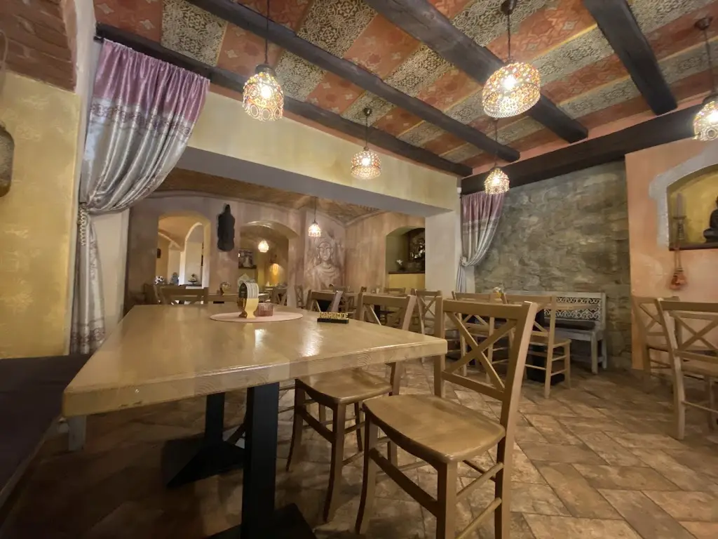 Indická restaurace Taj Mahal Ústí nad Labem - centrum restaurant in Okres Ústí nad Labem