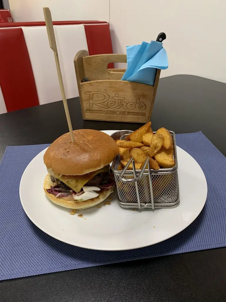 Paula Hlavacek_Retro's Steakhouse_Okres Ústí nad Labem_recensione