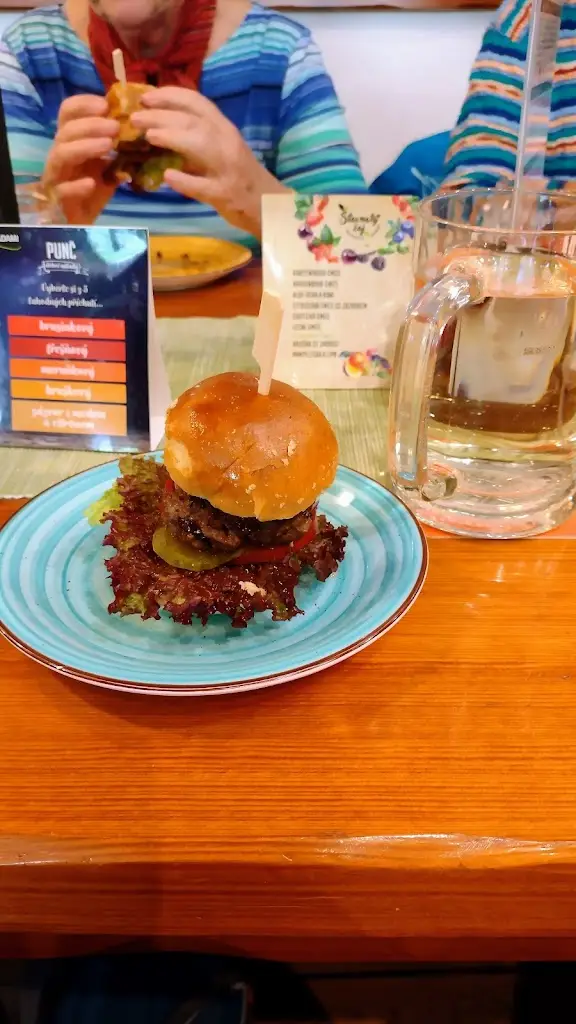 Menu_Obecní sál_Povrly_image_2