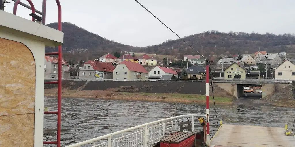 Radek Farský ristorante a Povrly