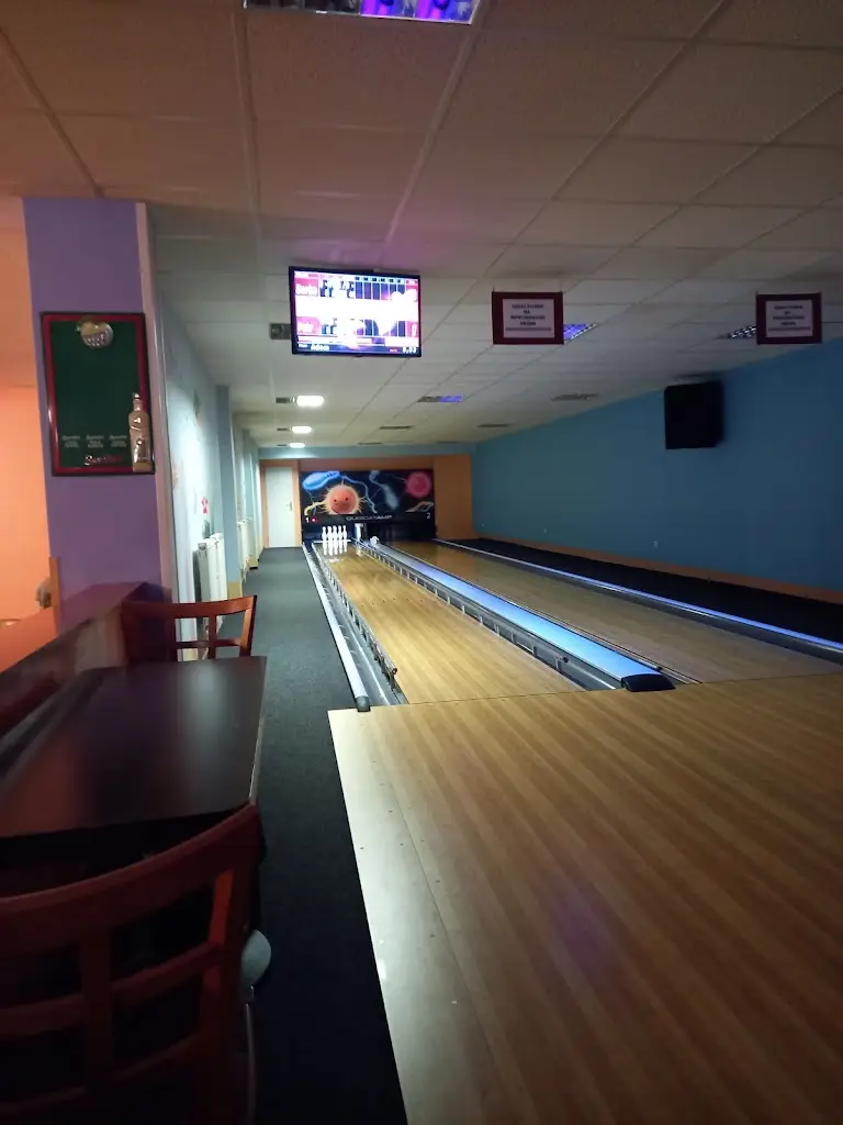 Restaurace Bowling No. 13_Povrly_slider_image_3