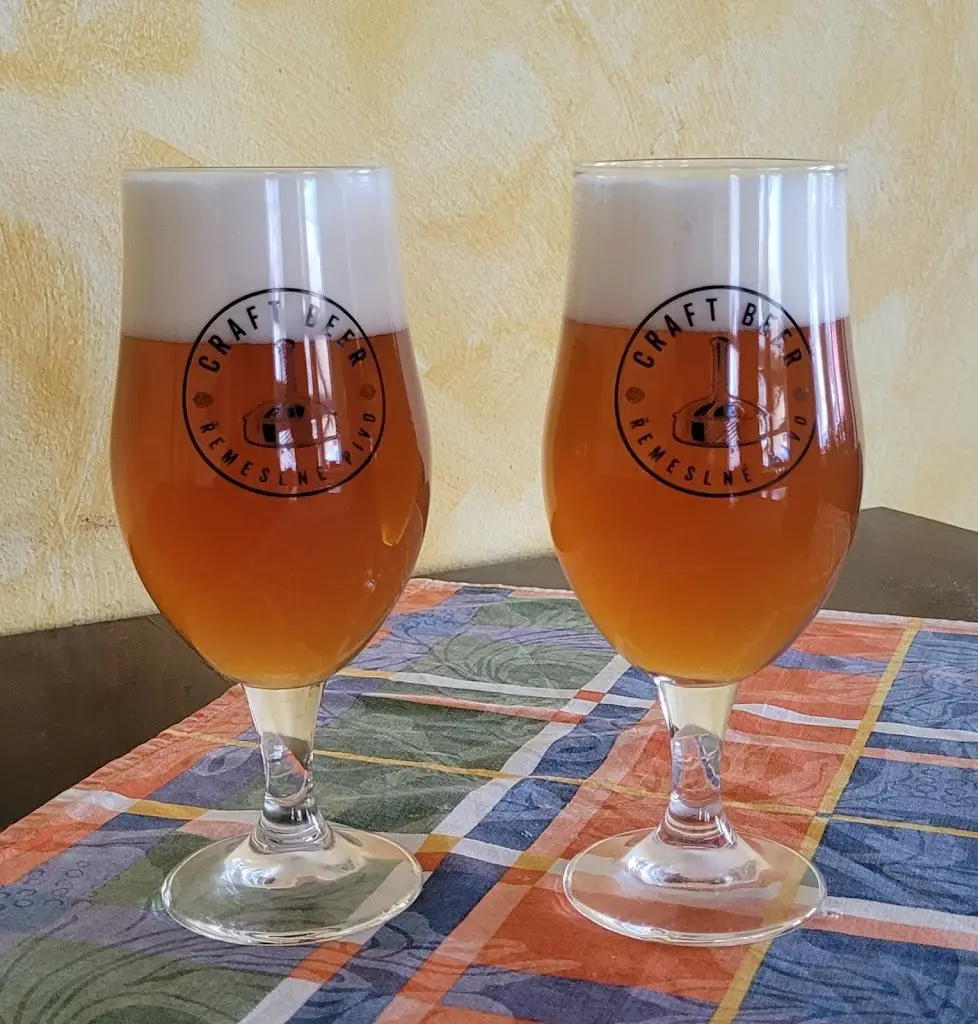 Restaurace Praha_Povrly_slider_image_2