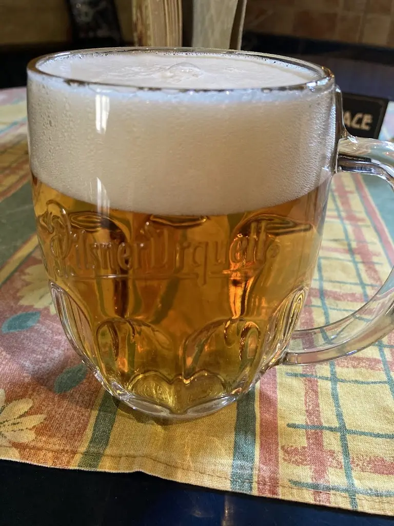 Restaurace Praha_Povrly_slider_image_3