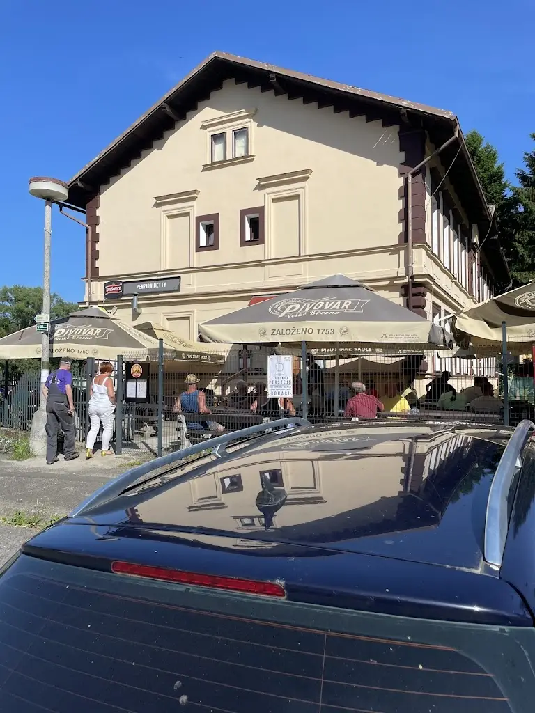 KAMPF VERANSTALTUNGSSERVICE_Rodinná restaurace a penzion Betty_Perštejn_review