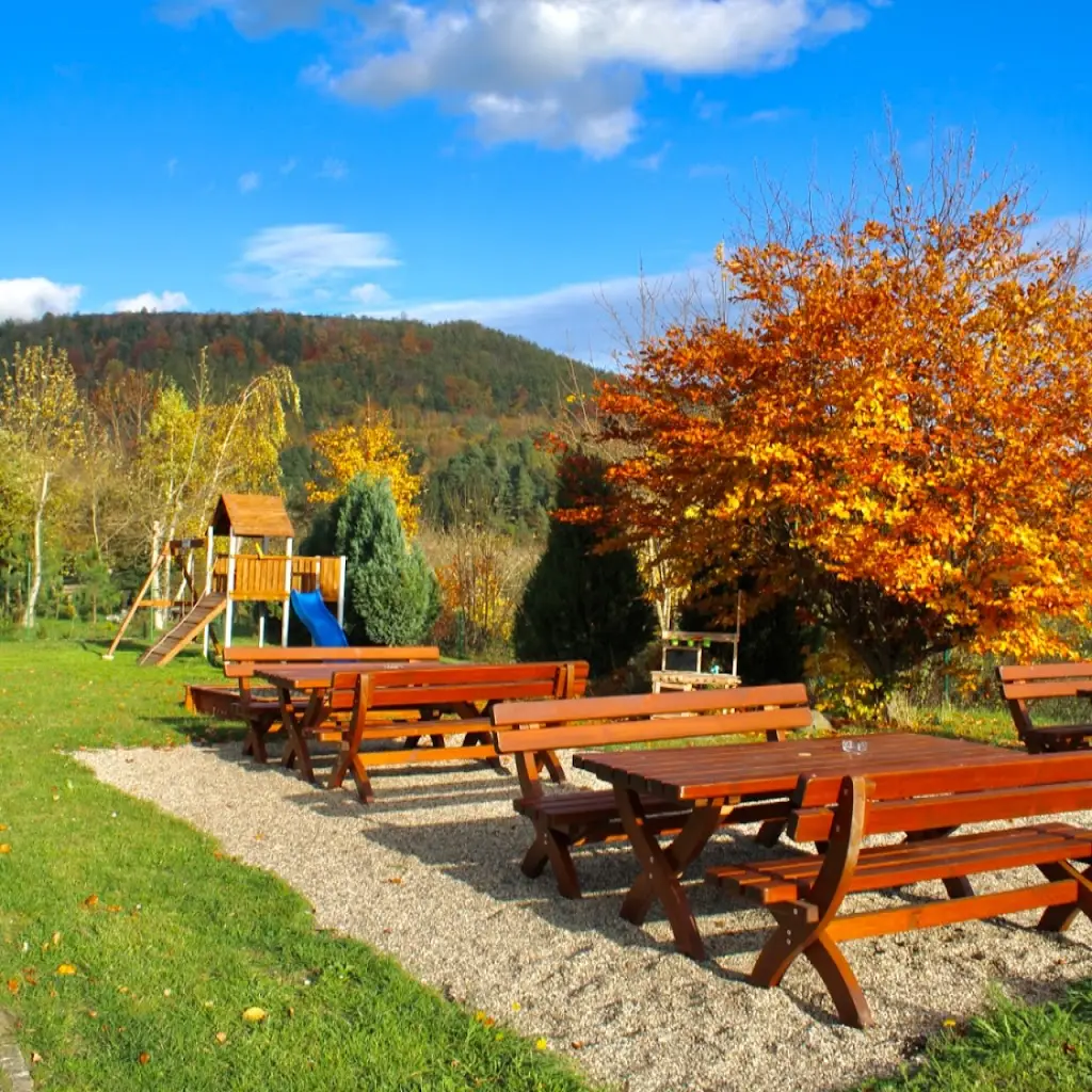 Penzion a restaurace Formule_Perštejn_slider_image_2