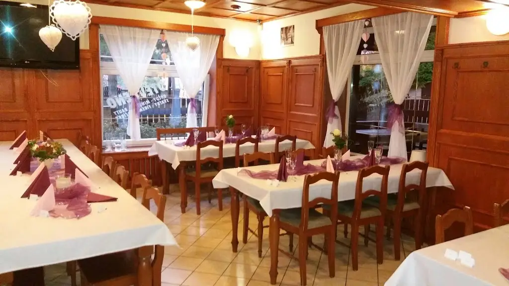 Restaurace U Zvonku restaurant in Litvínov