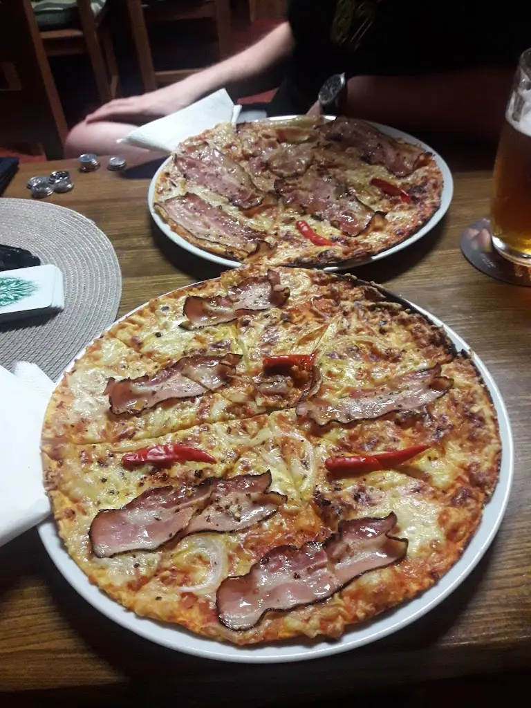 Restaurace Nudle_Litvínov_slider_image_3