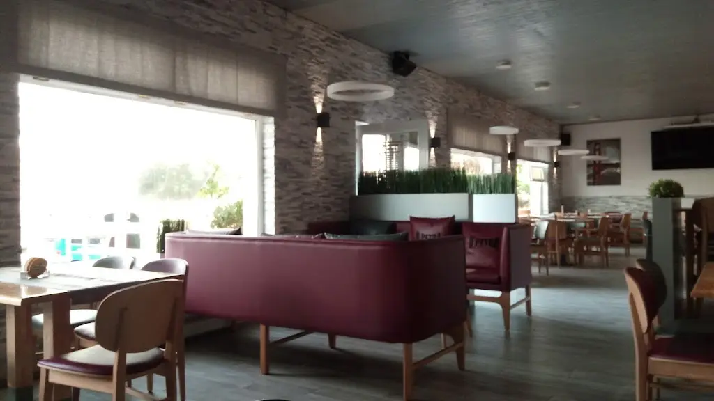 Petr Řezníček_Restaurace U Petra_Litvínov_review