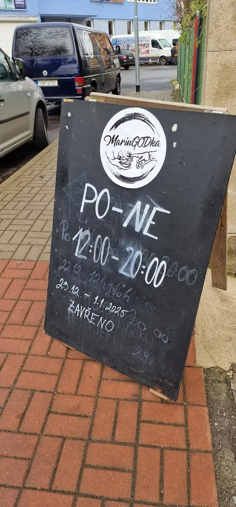 Sergi Duran_MarinGODka_Litvínov_review