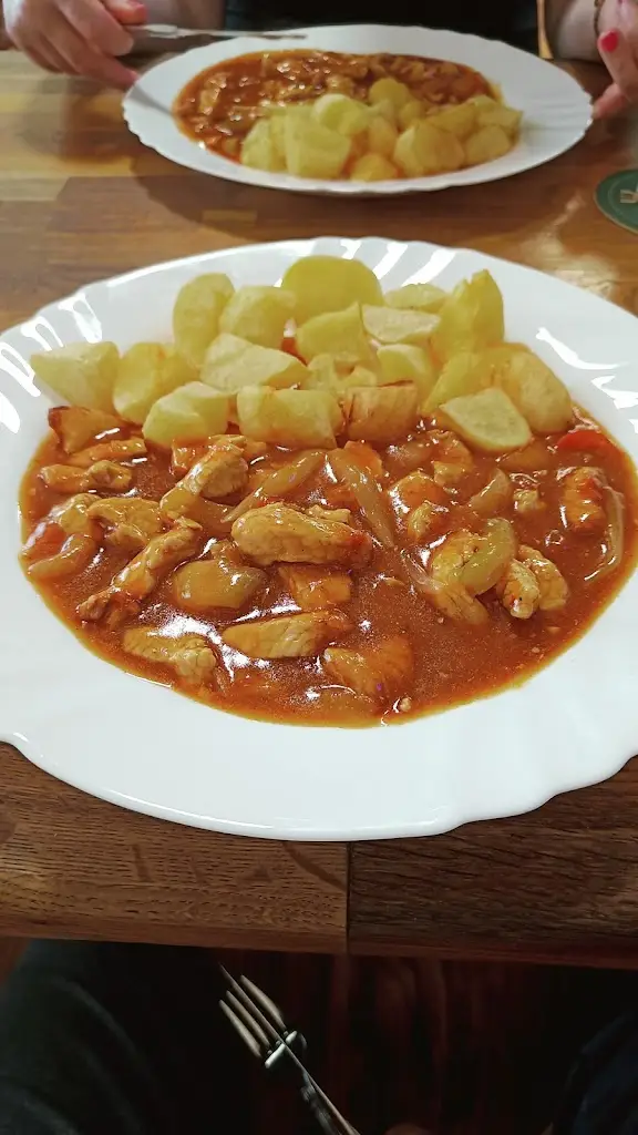 David Jezdinský_Restaurace Radnice_Třebenice_review