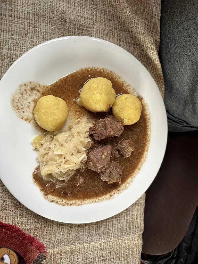 Radmila Pinkavová Jirkovská_Restaurace Kocourov_Třebenice_review