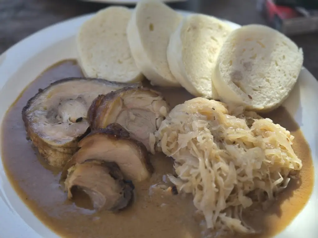 Ladislav Zimmermann_Restaurace Kocourov_Třebenice_review