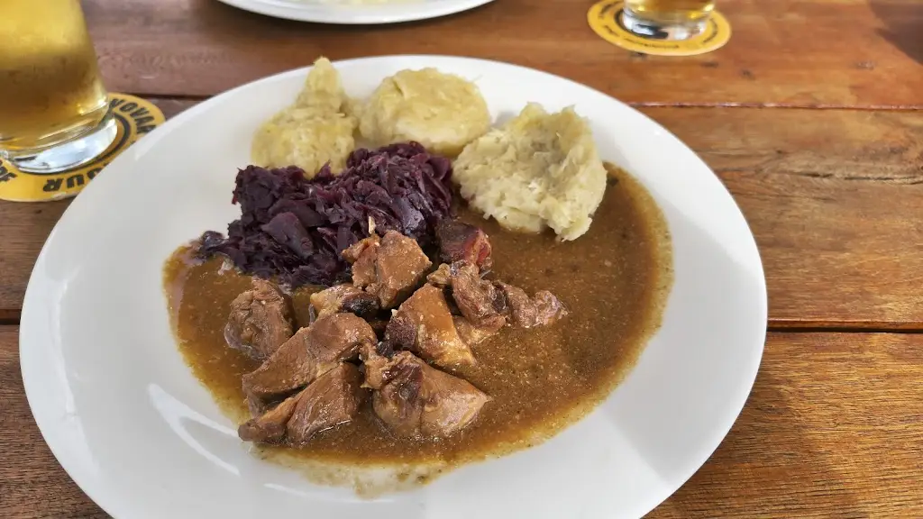 Restaurace Kocourov_Třebenice_slider_image_2