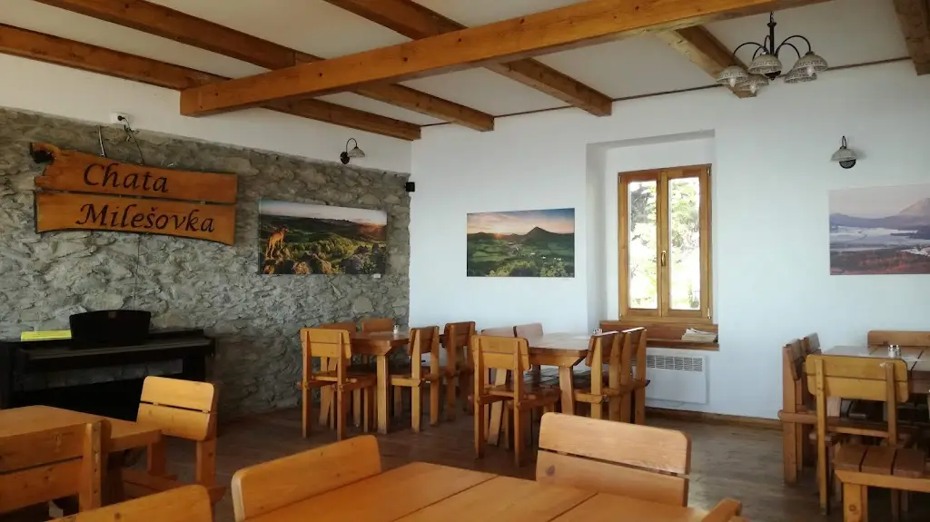 Stefan_Chata Milešovka_Velemín_review
