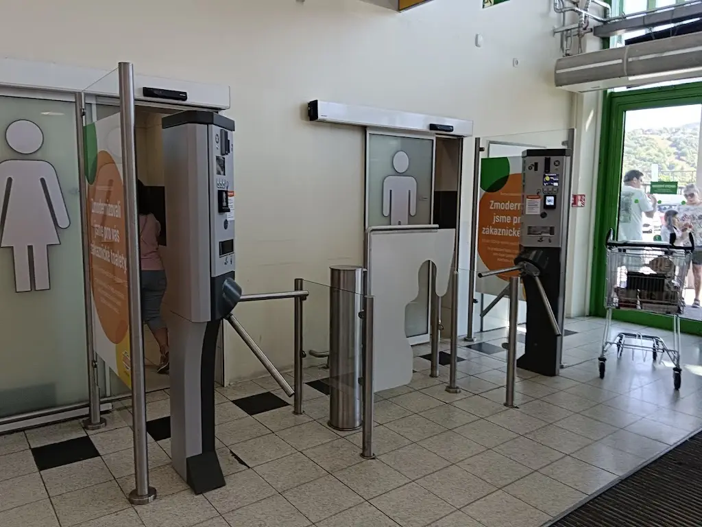 Andreas Mottl_Restaurace Globus_Trmice_review