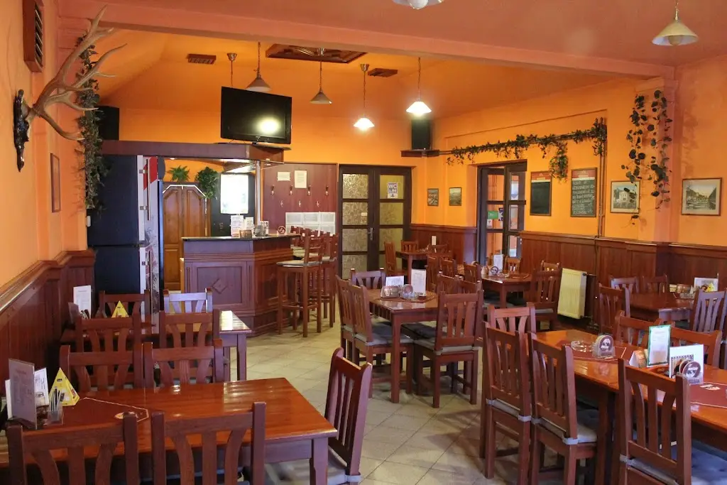 Restaurace Adonis_Velké Březno_slider_image_2