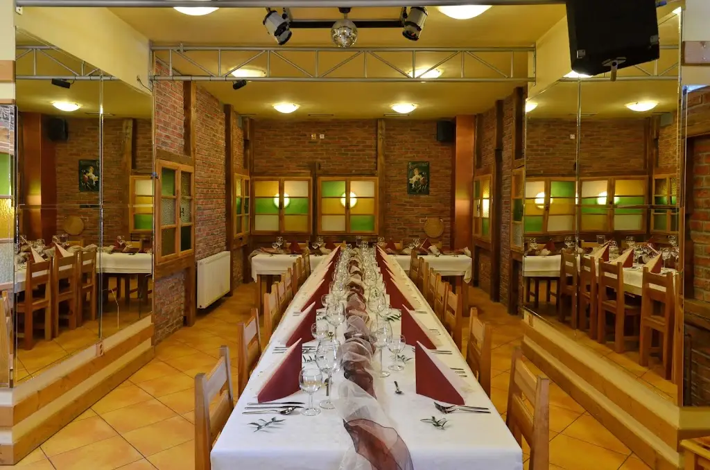 Restaurace Rozhled restaurant in Teplice