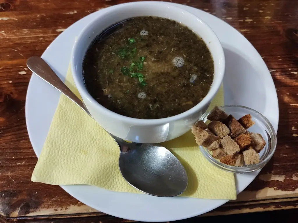 Maxim Novikov_Restaurace Pod Lampou v Teplicích v Šanově_Teplice_review