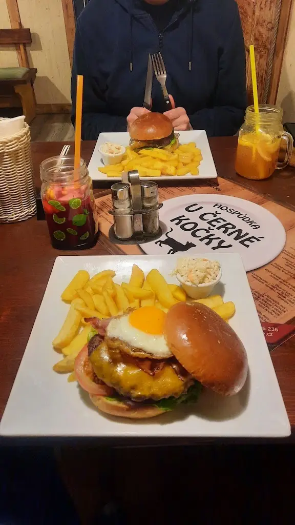 Piotrek B._Hospůdka U Černé kočky_Teplice_review