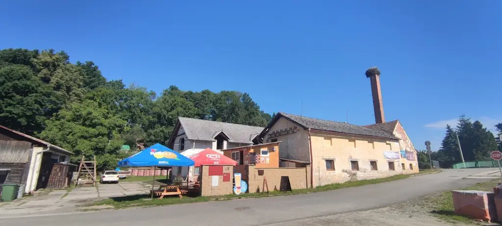 Vláďa Zlatohlávek_U dvou čápů_Soběslav_review