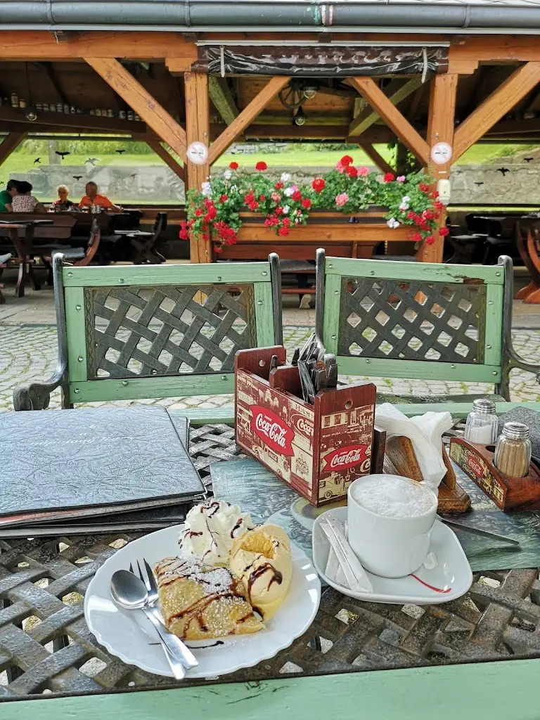 Marianne Berthing_Old Mill_Šluknov_review