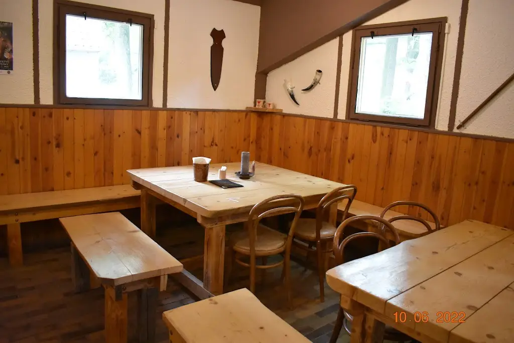 Monika Vachová_Jan_Zizka_Kiosk_Borovany_review