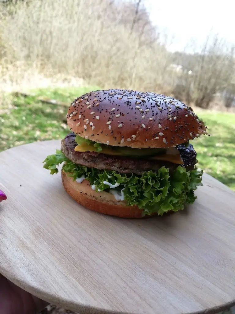 Jan_Zizka_Kiosk_Borovany_slider_image_2