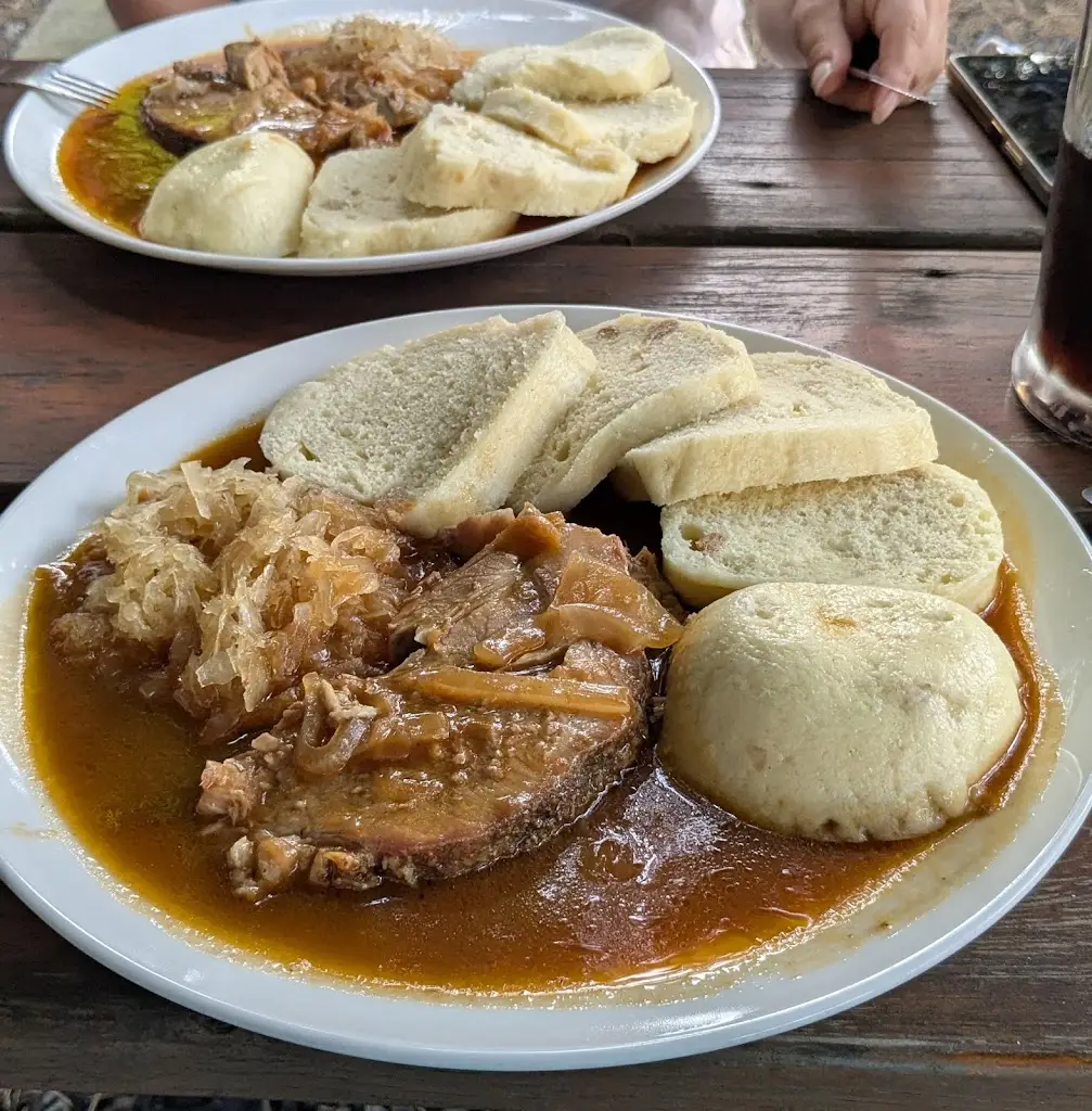 Matthias_Restaurace Pod zámkem_Šluknov_review