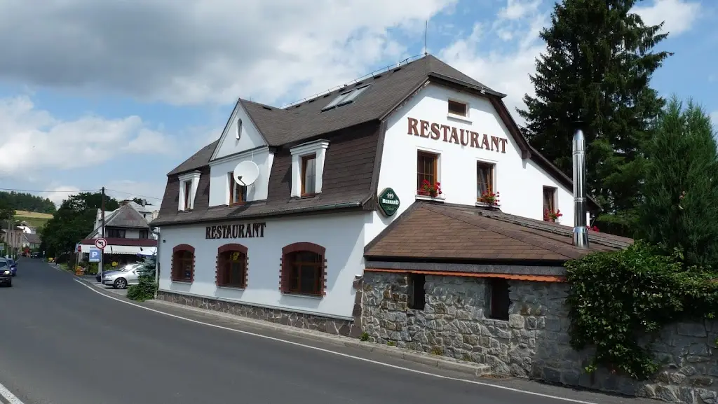 Restaurace U Potoka_Šluknov_slider_image_3