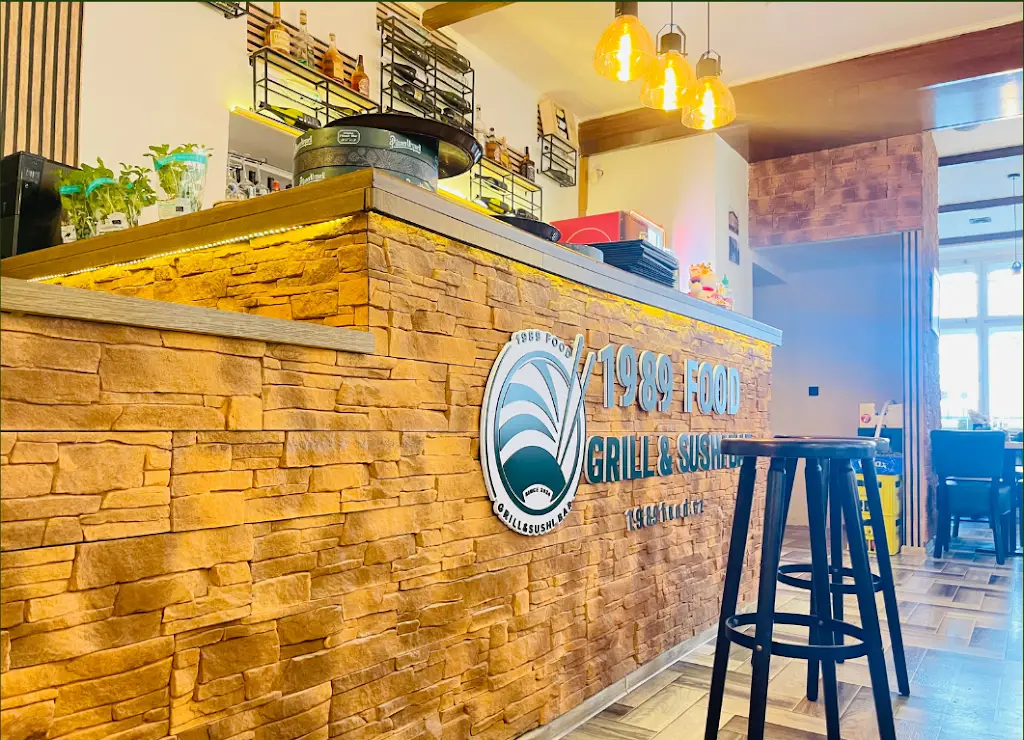 1989Food - Grill & Sushi Bar Sluknov restaurant in Šluknov