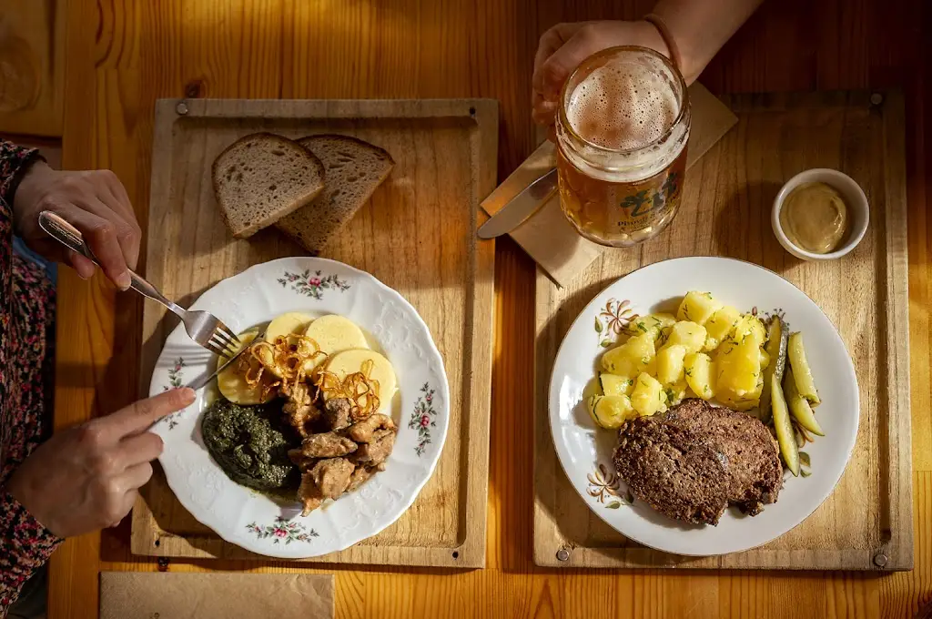 Pod Kalvárií_Úštěk_slider_image_2